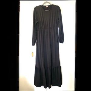 Like New! Jade Mackenzie Ruffled Maxi Dress